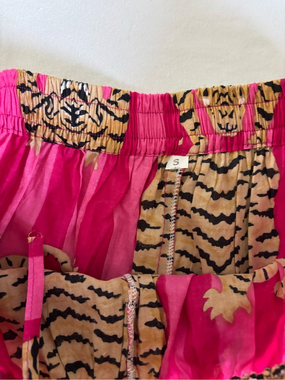 Pink Tiger Print Pajama Set Women’s Cotton Small Short Sleeve & Shorts - Picture 10 of 11